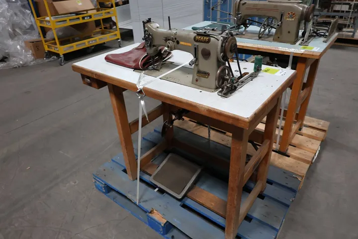 Pfaff Industrienähmaschine ohne Palette